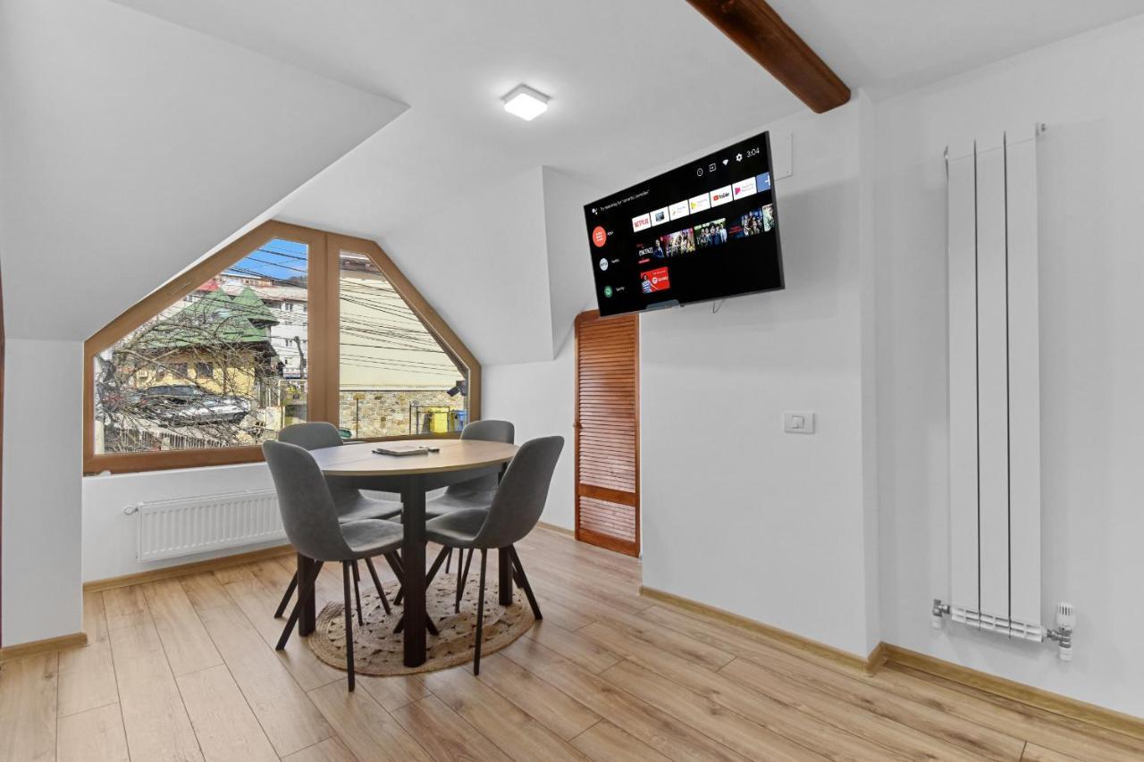 Two Bedrooms Hytta Apartment Sinaia Dış mekan fotoğraf